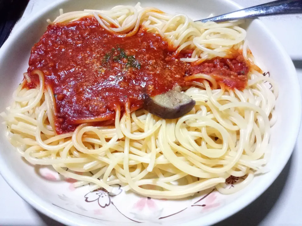 トップバリュの冷凍ミートソーススパゲティ|darkbaronさん