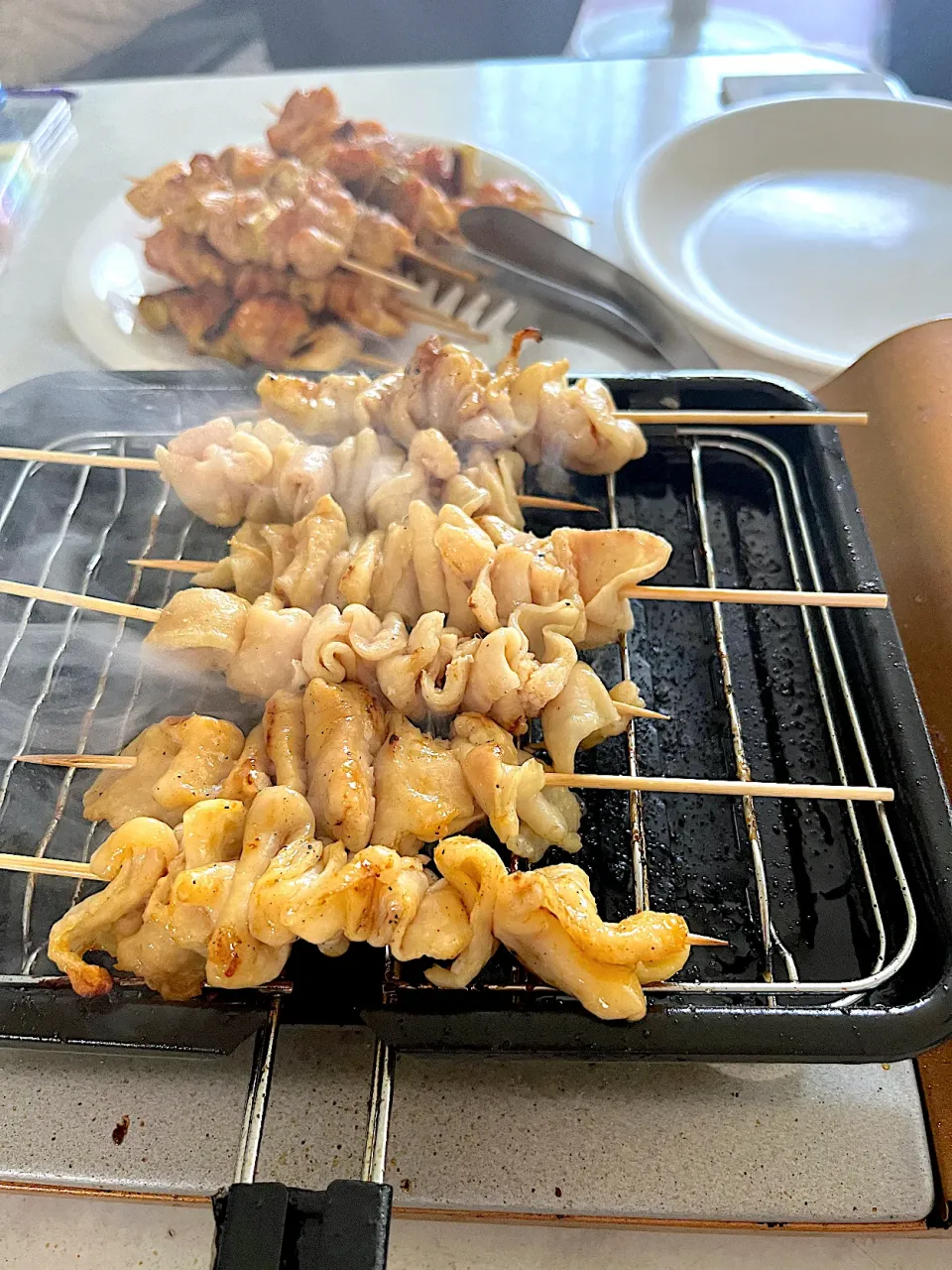 焼き鳥の皮ってタレ味以外でも食べるんですかー？|ささるみさん