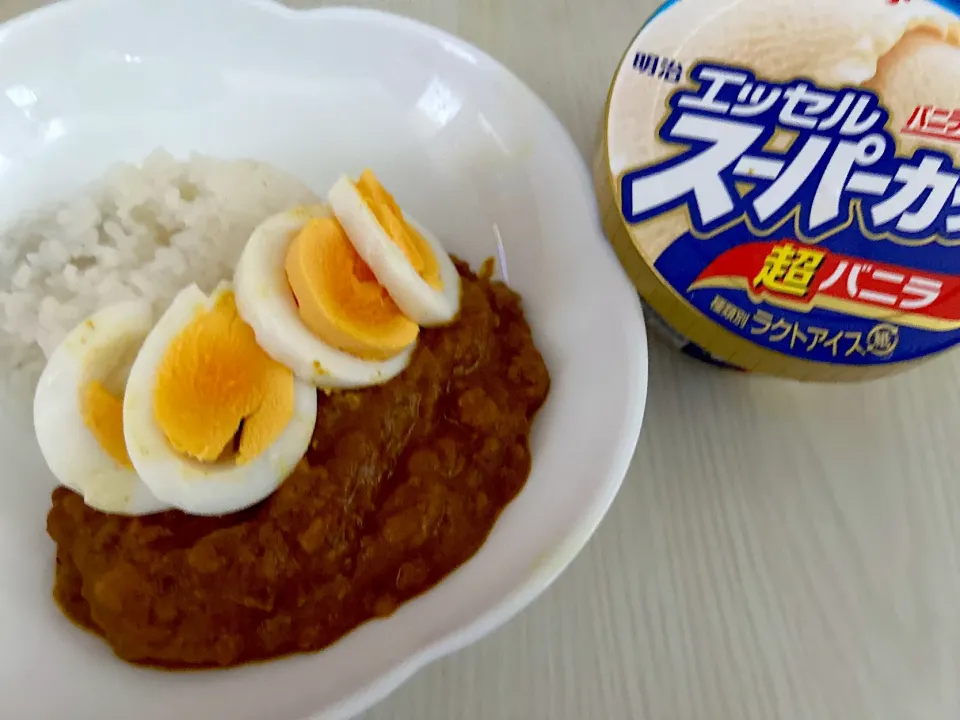 Snapdishの料理写真:スパイシーキーマカレー|こずりんさん