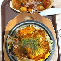 シーフードお好み焼きとタコ焼き|龍国命さん