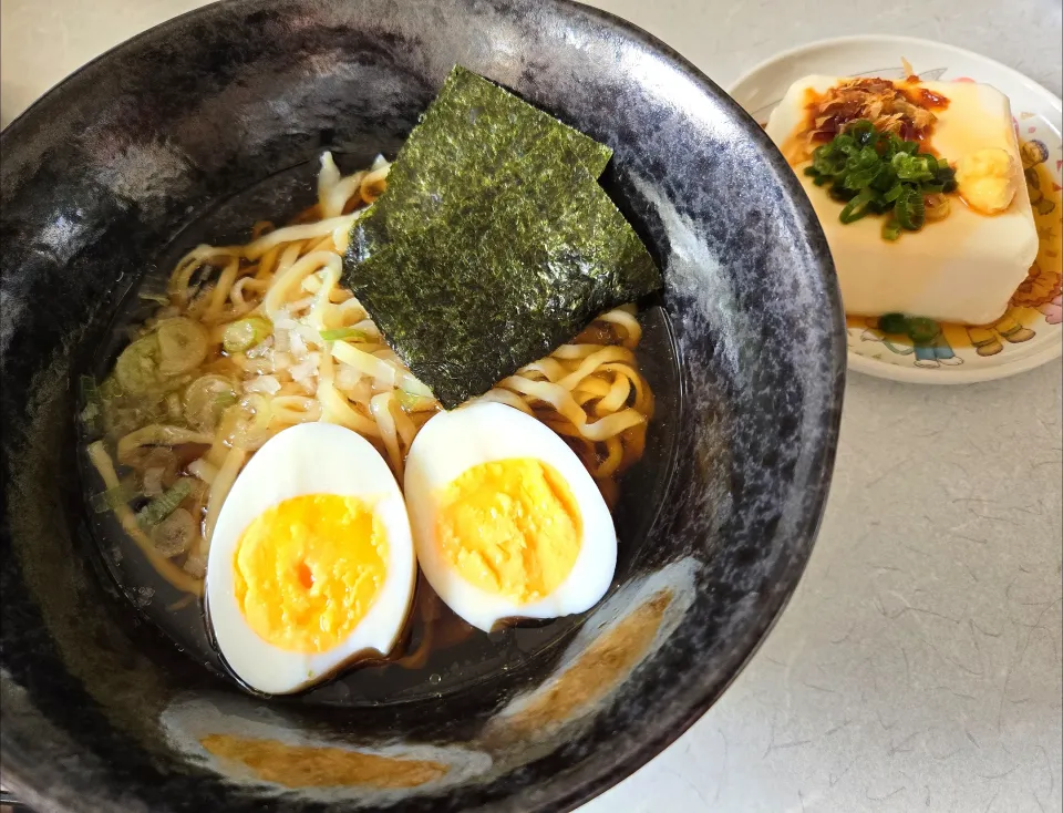 冷やしラーメンと冷奴ランチ|バンビさん