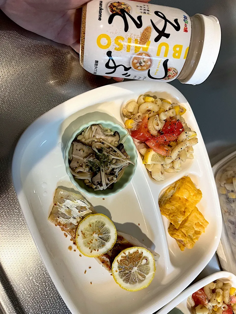 Snapdishの料理写真:つぶみそバター鱈ムニエル🧈、つぶみそ入り卵焼き✨|モモ&ハーブmama🐰🐹🐢🐠❤️さん