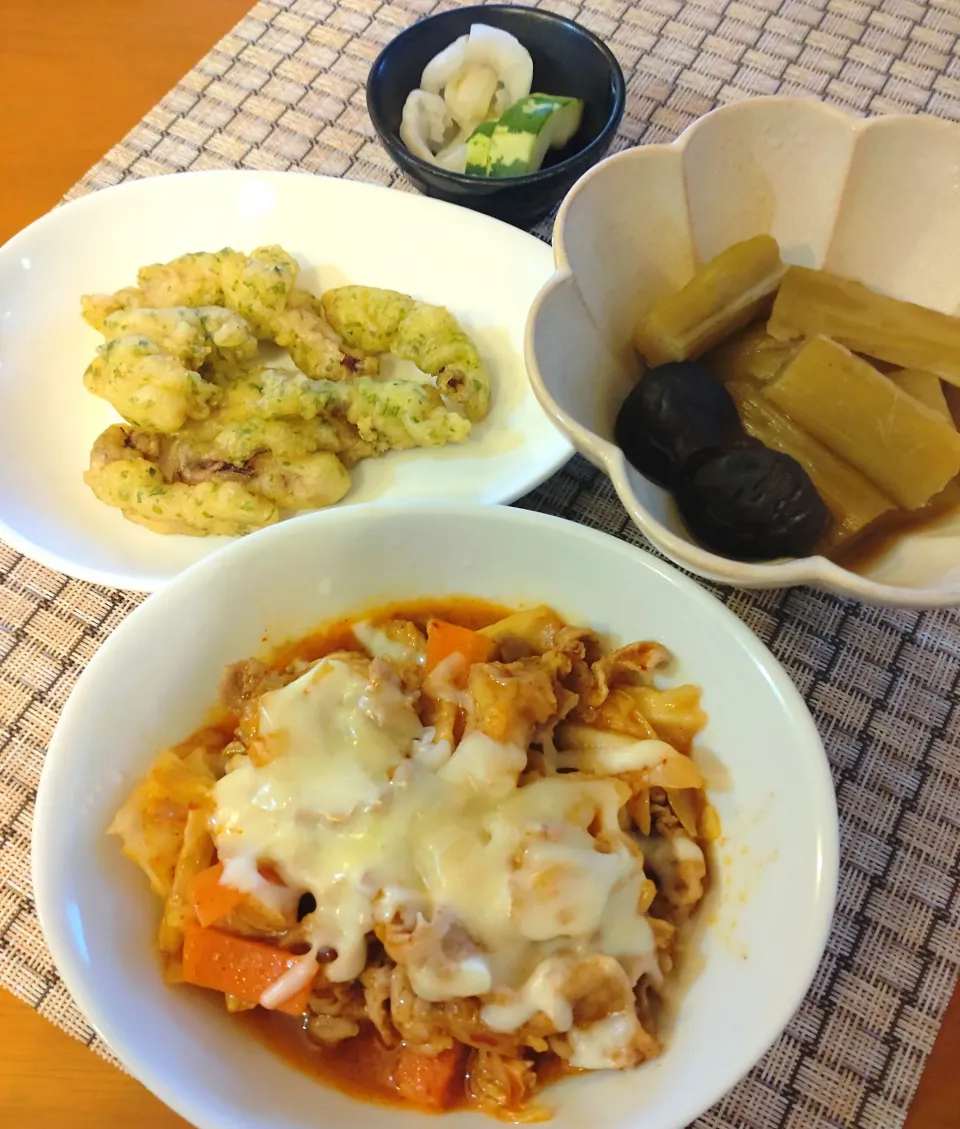 ☆豚キムチチーズ
☆イカ磯辺揚げ
☆ずいきとしいたけの煮物
☆シマウリ浅漬け＆白菜漬け|chikakoさん