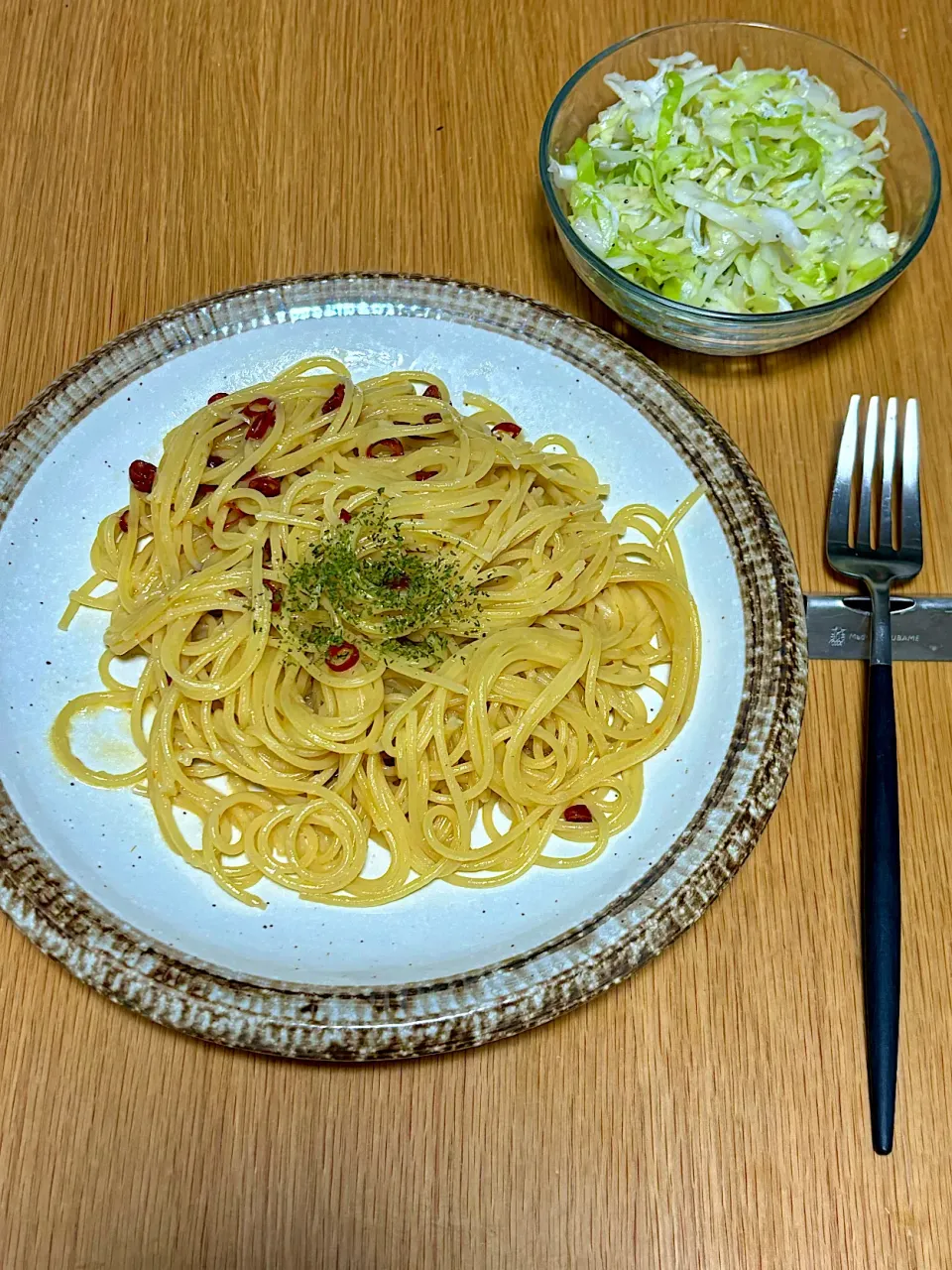 8/15の夜ごはん~ペペロンチーノと無限キャベツ~|ゆかｕさん