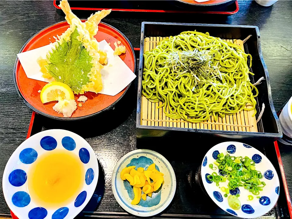 天ぷら盛知覧茶そば　知覧茶屋（特攻の母トメさんの店）|アッコちゃん✨さん