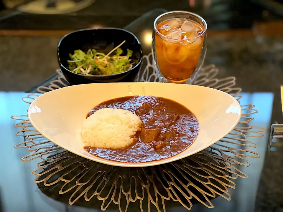 お盆休み6日目のおうちご飯🏠✨

何にも作る気なくて、レトルトカレー🍛ꉂ🤣‪‪‬‪𐤔|yokoさん