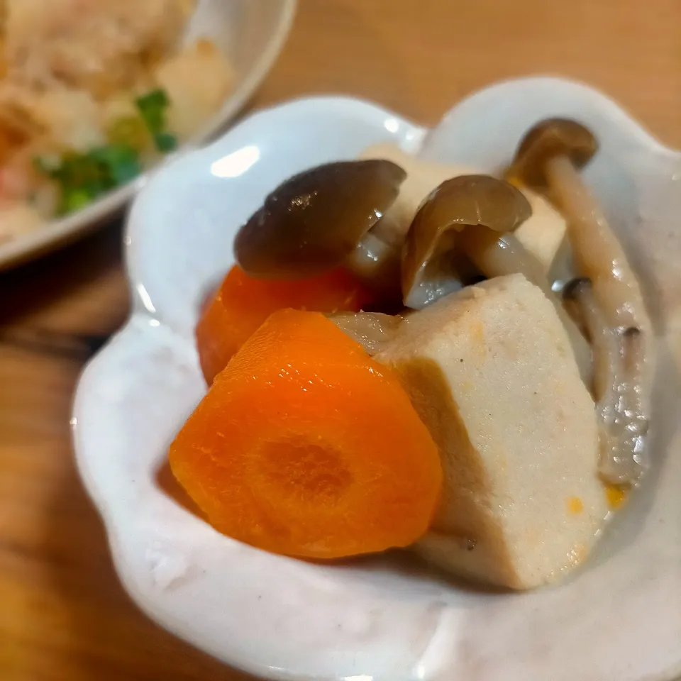 Snapdishの料理写真:高野豆腐の煮物|ゆうこさん