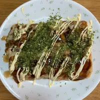 Snapdishの料理写真:おうちカクタコ作りました♪たこ焼き器で焼くのは暑くて面倒🥵卵焼き器で作ったカクタコ、簡単に美味しく出来ました。 #簡単料理|Hideko  Tanakaさん