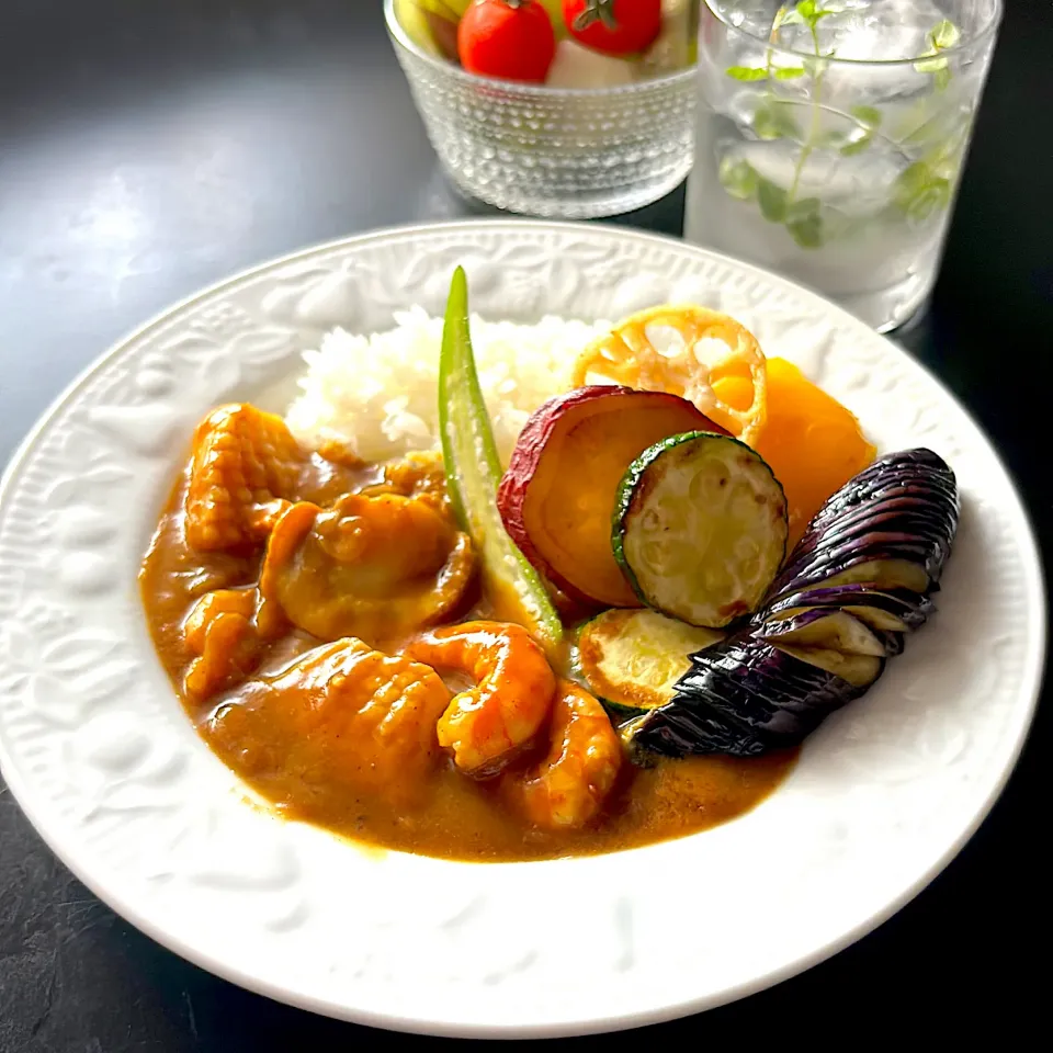 とんちんさんの料理  シーフード野菜カレー🍛 ~タマリンド|とんちんさん