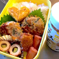 Snapdishの料理写真:ゴーヤコーン🌽つくね弁当|しょこたん😋さん