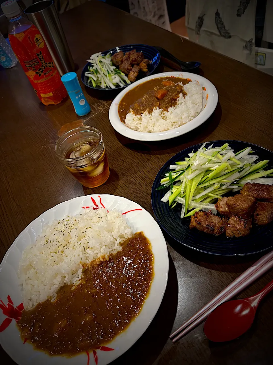 ビーフカレー　ビーフステーキ　大根ときゅうりのサラダ　麦茶|ch＊K*∀o(^^*)♪さん