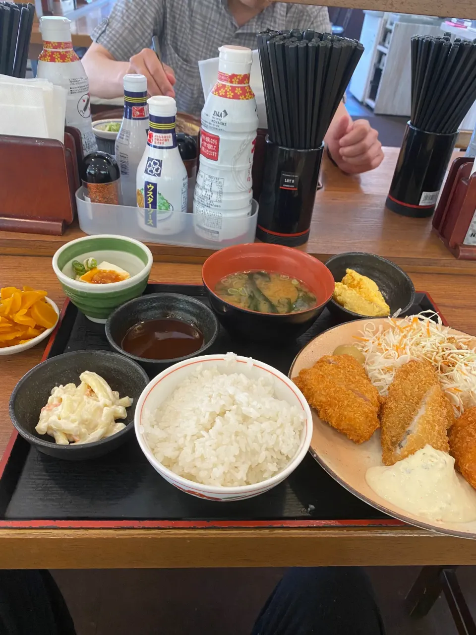 生野区林寺街かど屋の俺のミックスフライ定食|タカちゃんさん