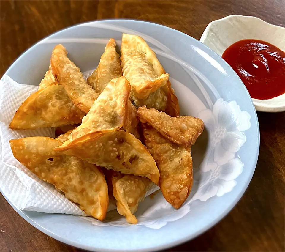 餃子の皮で 三角サモサ|ななごさん