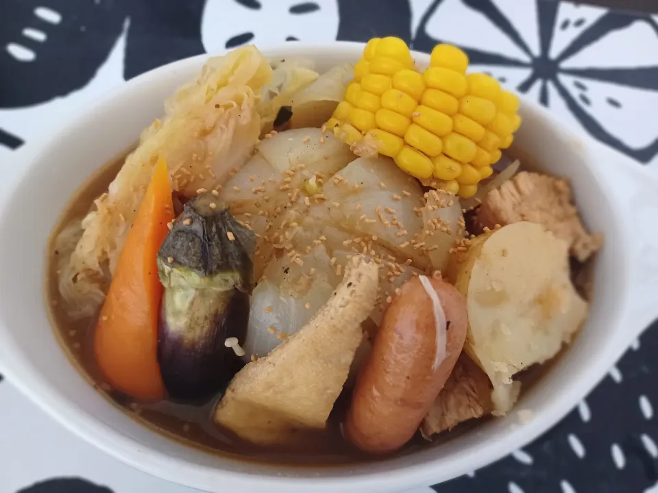 Snapdishの料理写真:まりおさんの料理 夏野菜ｶﾚｰ鍋|ぽんすけさん