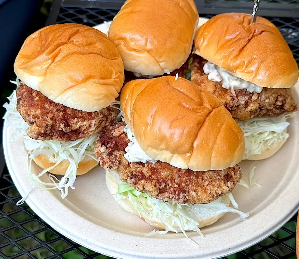 Snapdishの料理写真:チキンタツタサンド🍗|みっこちゃんさん