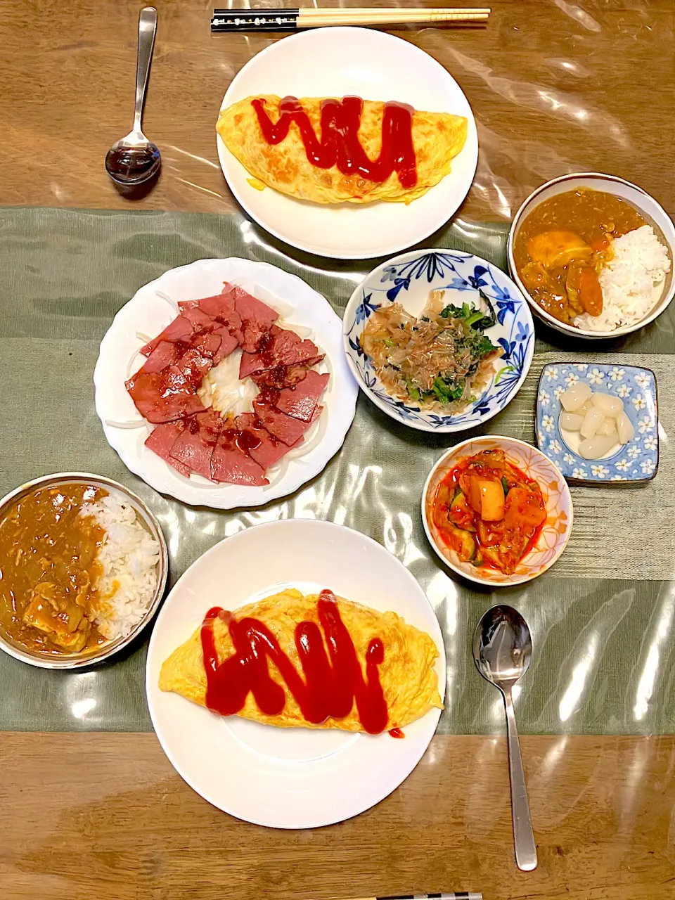 オムライス、ミニカレー|のぞみさん