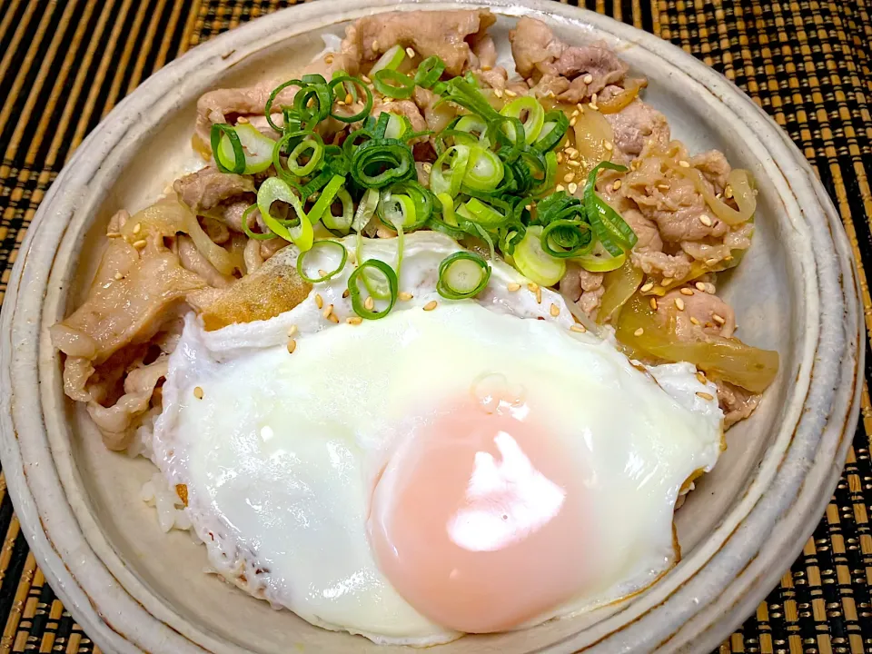 生姜焼き丼|ヒヨリ飯さん