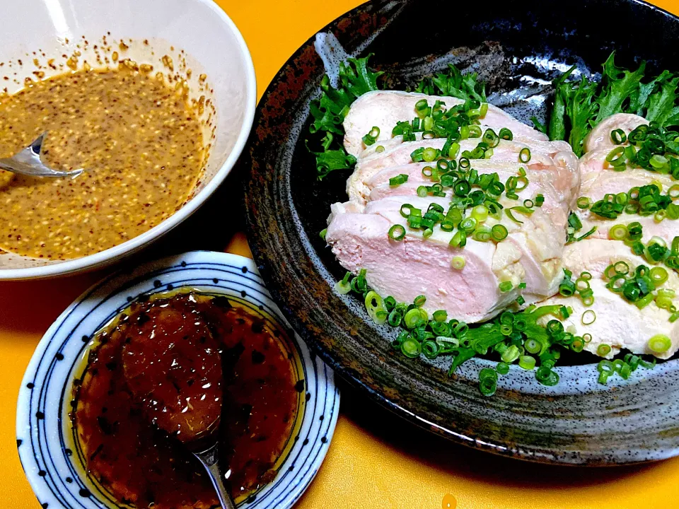 鶏ハム😊中華ソース、胡麻に豆板醤ソースで😊|サチ😊さん