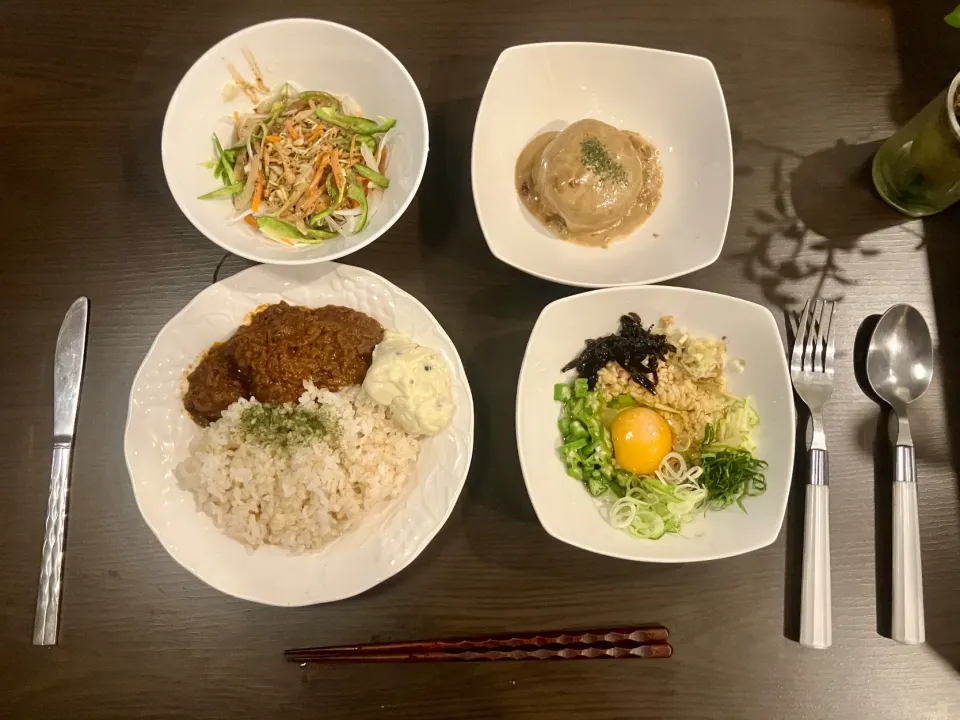 ⚫︎スパイスから作ったカレーライス マッシュポテト添え
⚫︎大根の洋風おでんポルチーニ茸ソース(昨日のテイクアウト)
⚫︎納豆オクラ卵
⚫︎ミニ野菜サラダ|tatsuponさん