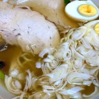 Snapdishの料理写真:麺以外手作り塩ラーメン|小次郎さん