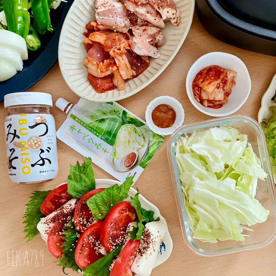 Snapdishの料理写真:kononon♡*゜さんの料理 トマトと豆腐のつぶみそカプレーゼ🍅|FIKA789さん