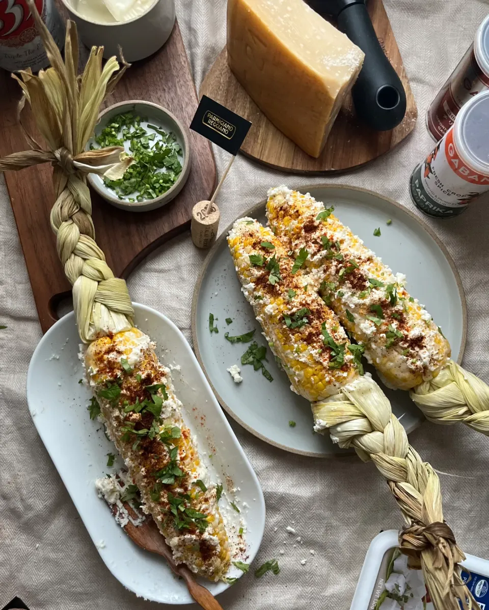 Snapdishの料理写真:まる(丸大豆)さんの料理 エロテelotes  -メキシカン焼きもろこし🌽🌶🌵|まる(丸大豆)さん