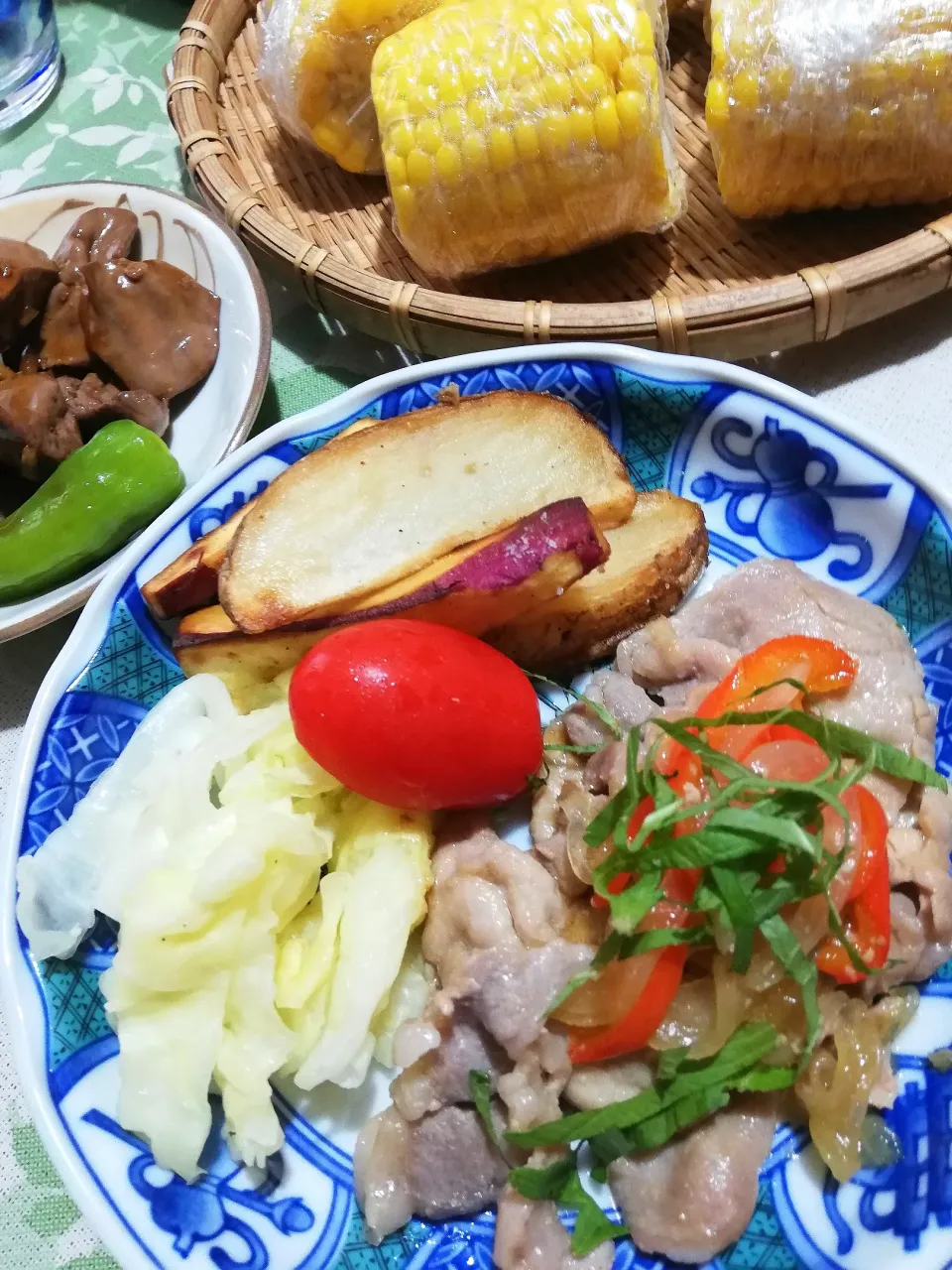 のもさん(๑´ڡ`๑)さんの料理 塩糀パウダー✖りんごジャムで豚肉の生姜焼き(≧∇≦)bｳﾏｯ🍎|つぼのりさん