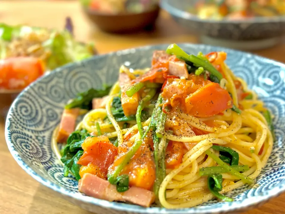 ほうれん草とベーコンのオイルパスタ|ふくすけ食堂さん