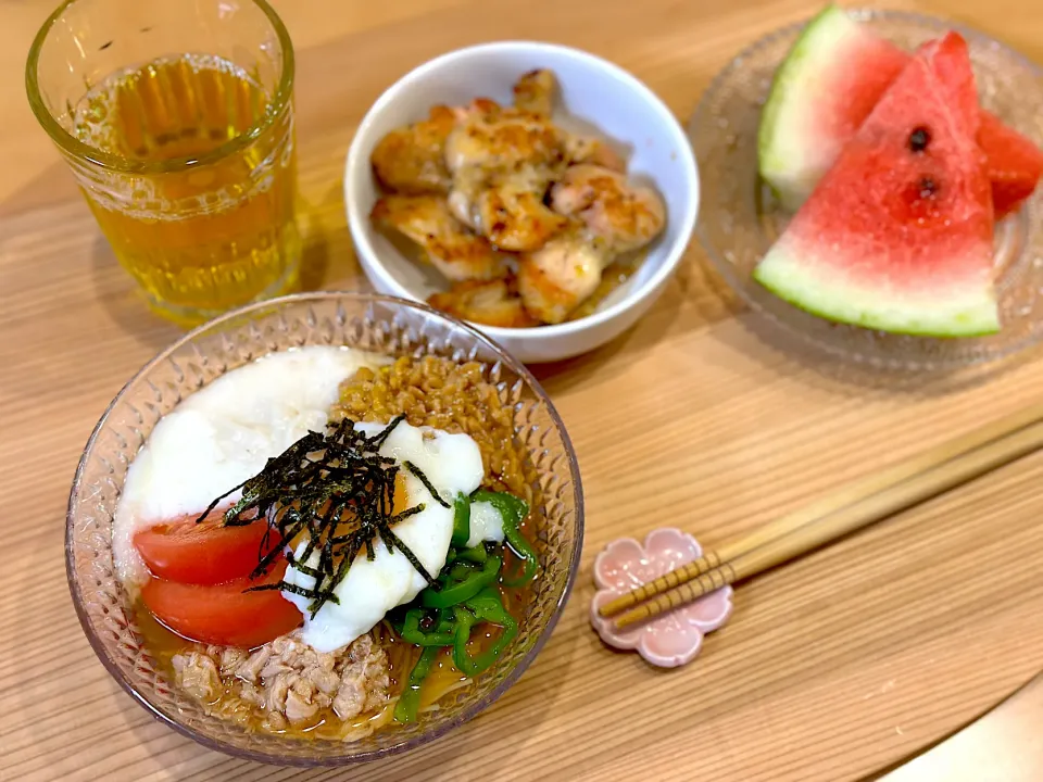 Snapdishの料理写真:ピーマンと納豆ネバネバ素麺|waicaさん