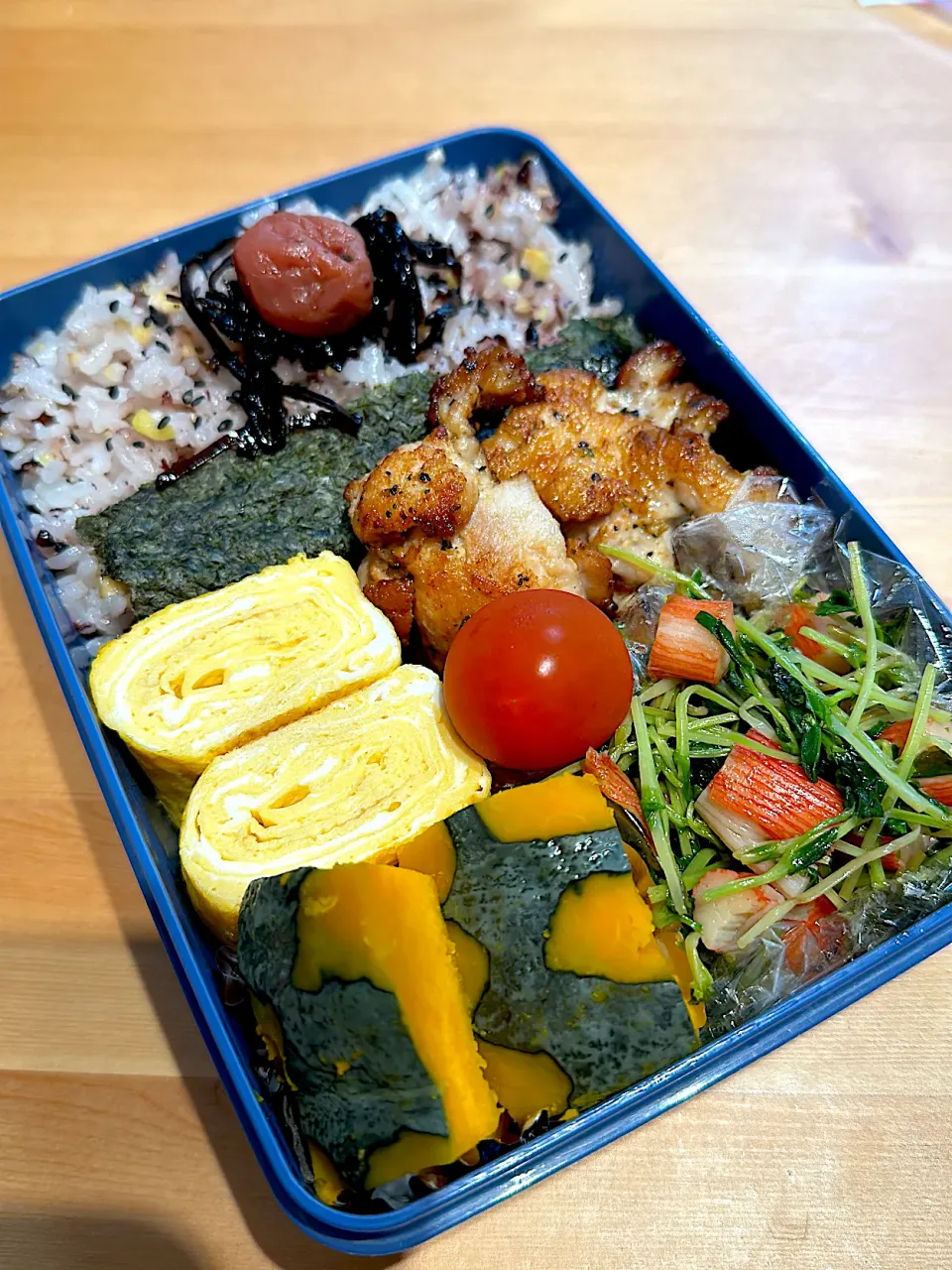 Snapdishの料理写真:お弁当|メガネおばさんさん