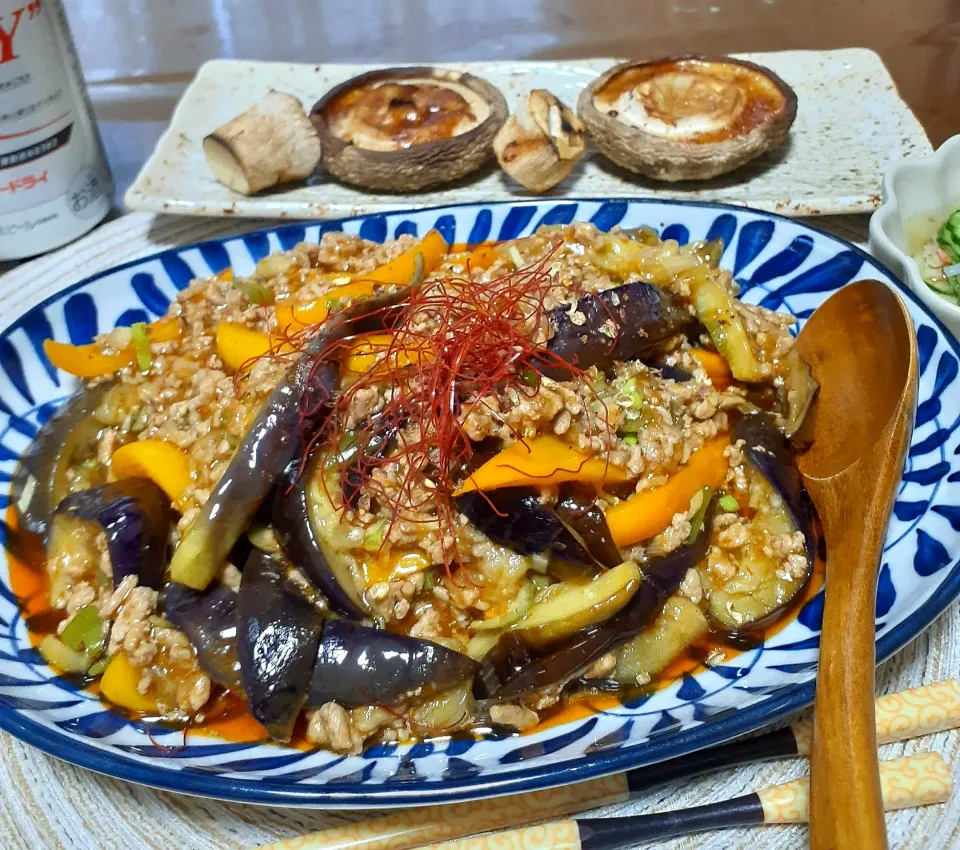 麻婆茄子🍆

焼き椎茸|びせんさん