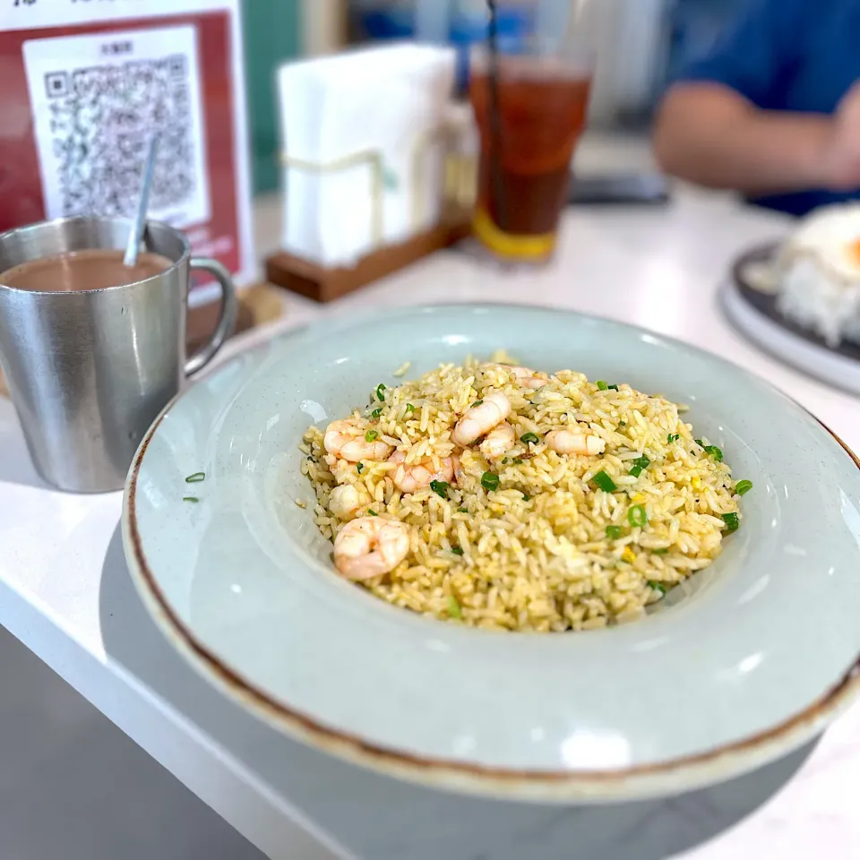 Fried rice with shrimp and egg|skyblueさん