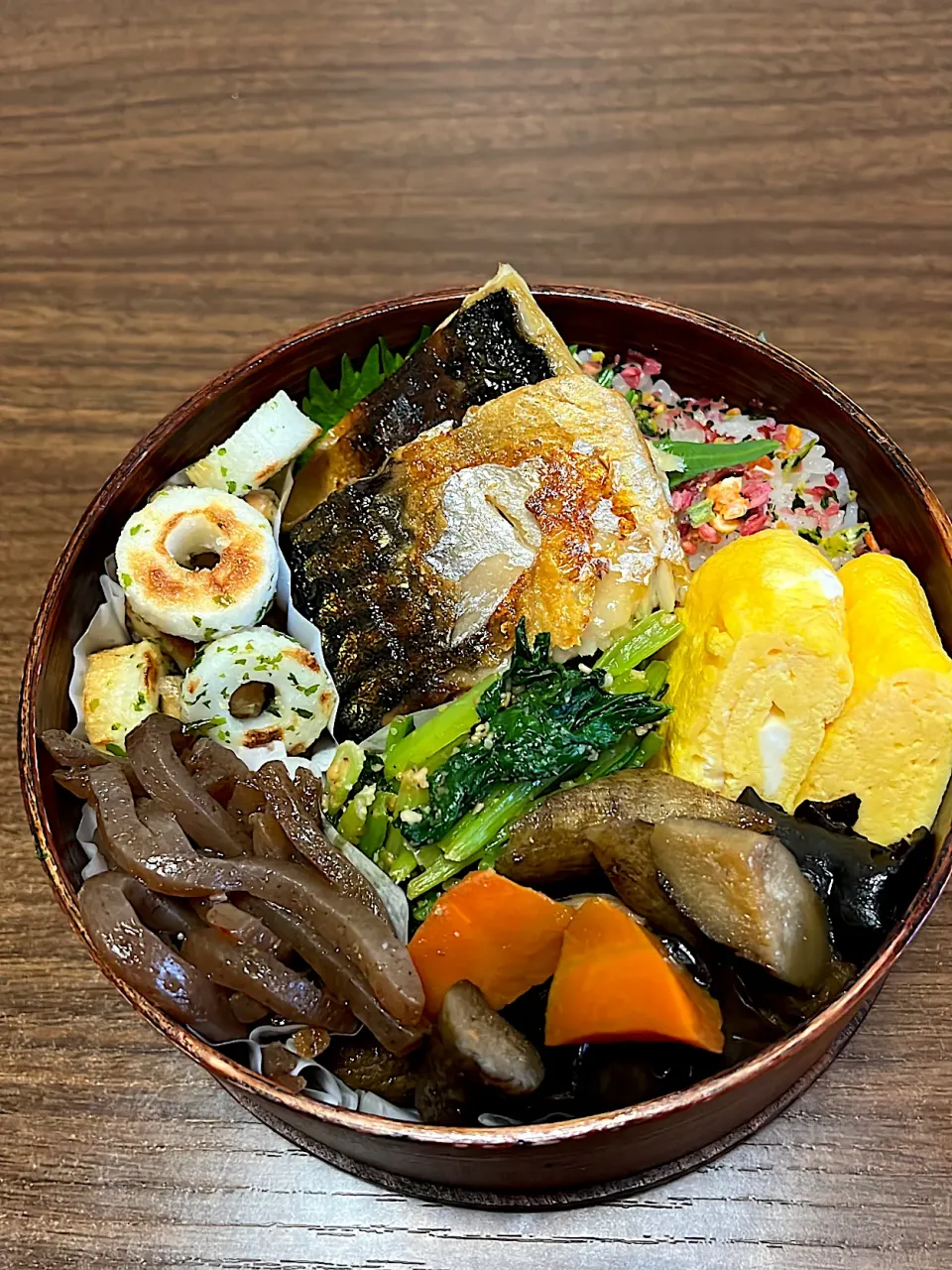 Snapdishの料理写真:焼きサバ弁当|まあるななさん