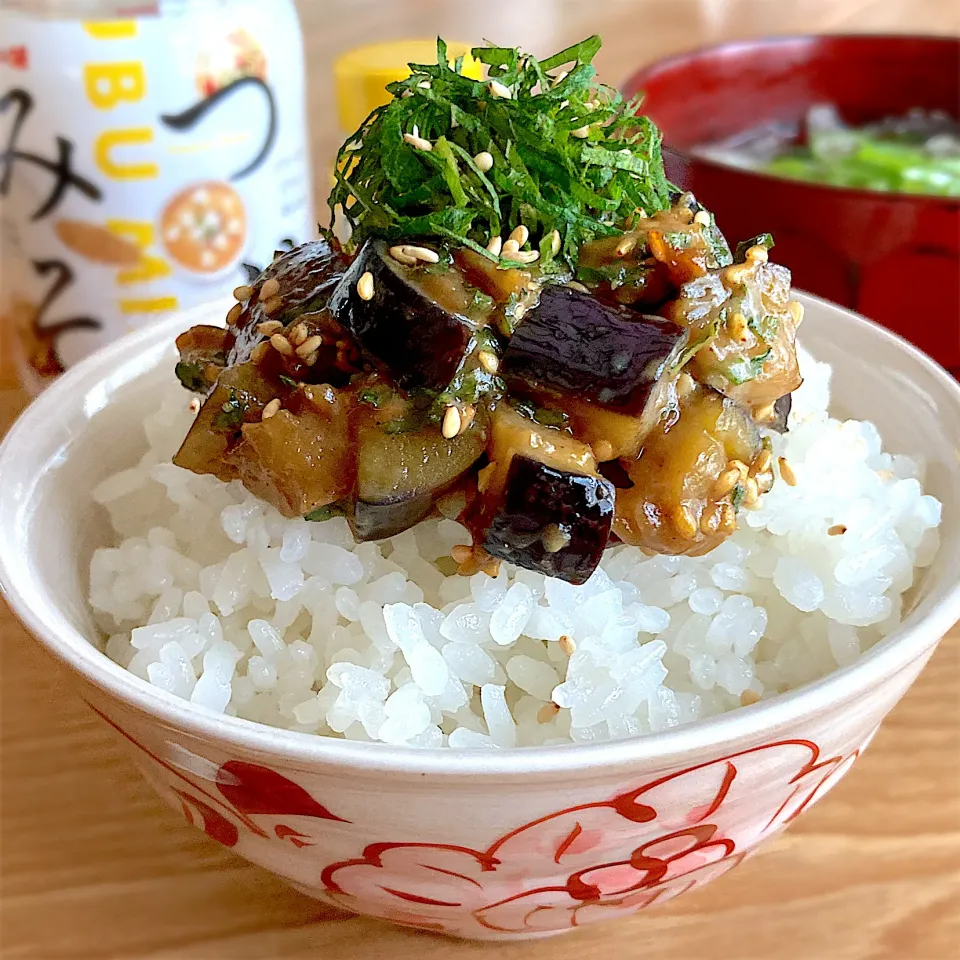 つぶみそで"茄子の油味噌🍆"|みずほさん