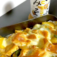 鶏肉とじゃがいもの味噌チーズオーブン焼き|pipiさん