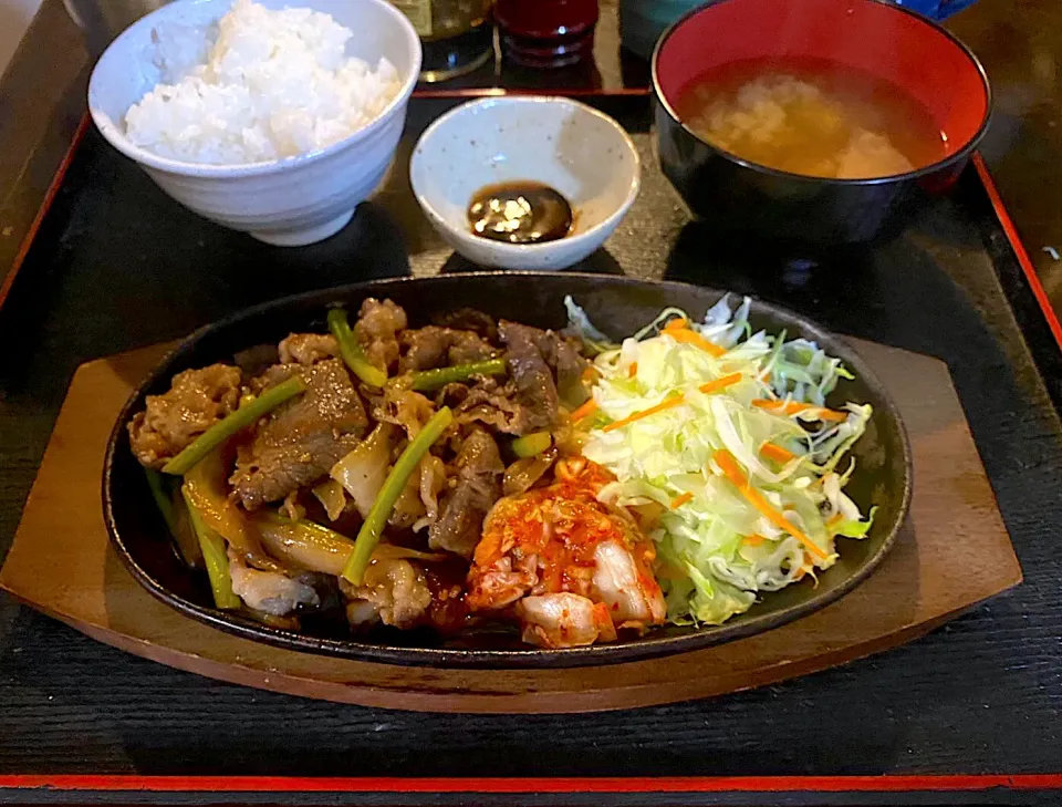 Snapdishの料理写真:カルビ焼き肉|Ryouri　Sukiさん