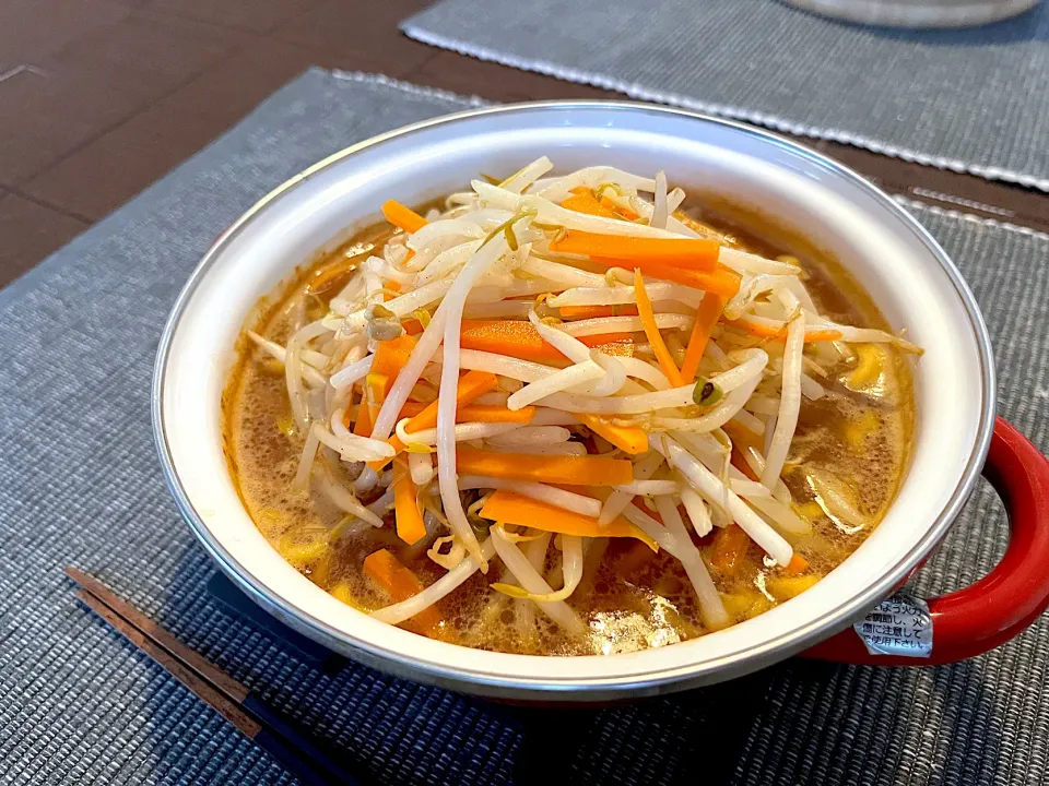 Snapdishの料理写真:ZUBAAAN!ラーメンうますぎた|きなこさん