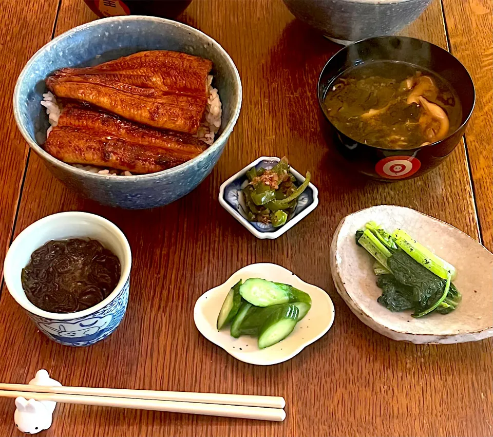 晩ごはん♯鰻丼♯もずく酢|小松菜さん