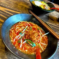 Snapdishの料理写真:辛うまラーメン🍜|ミキのんさん