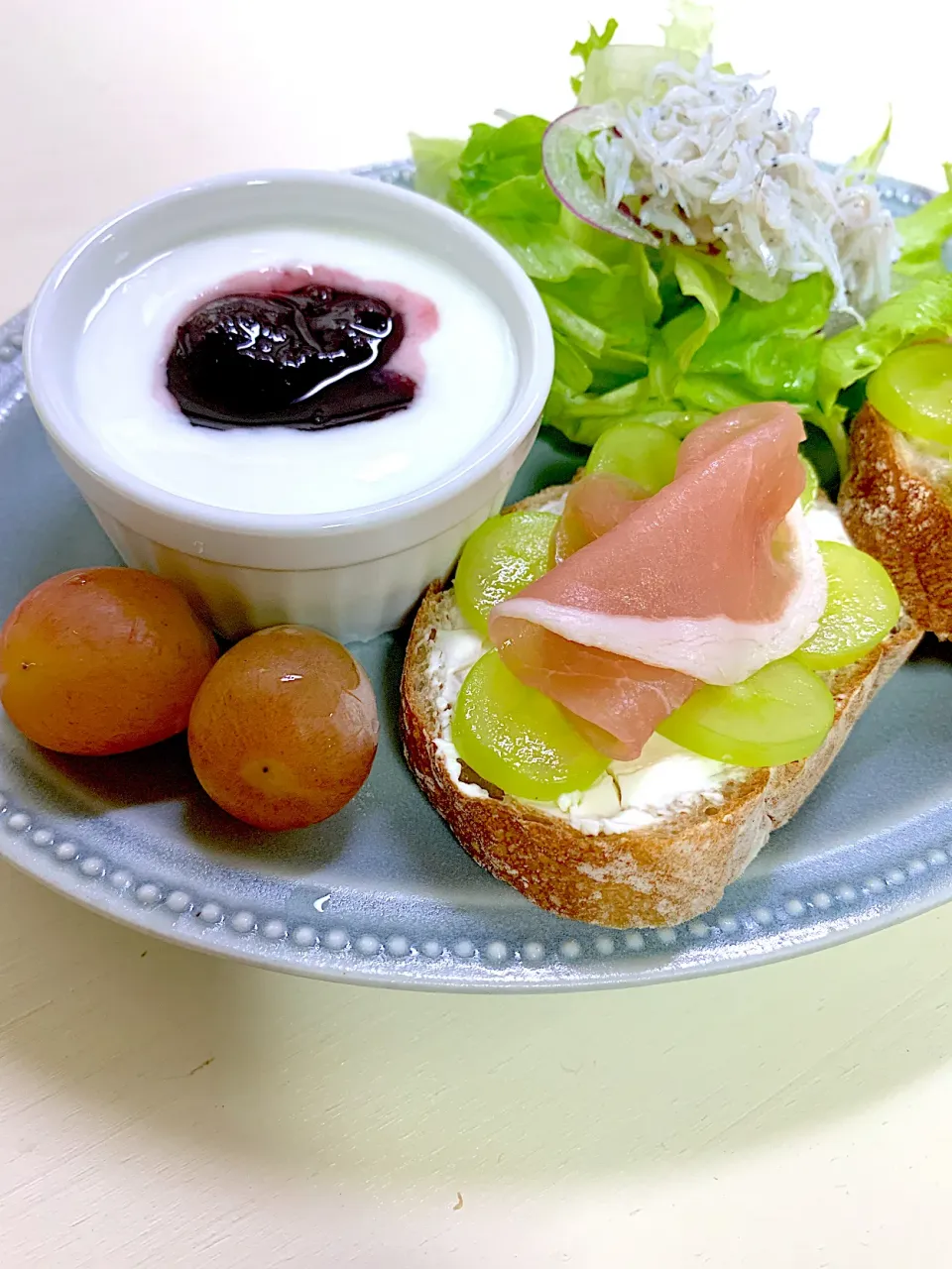 ぶどう農家の朝食|satoeさん