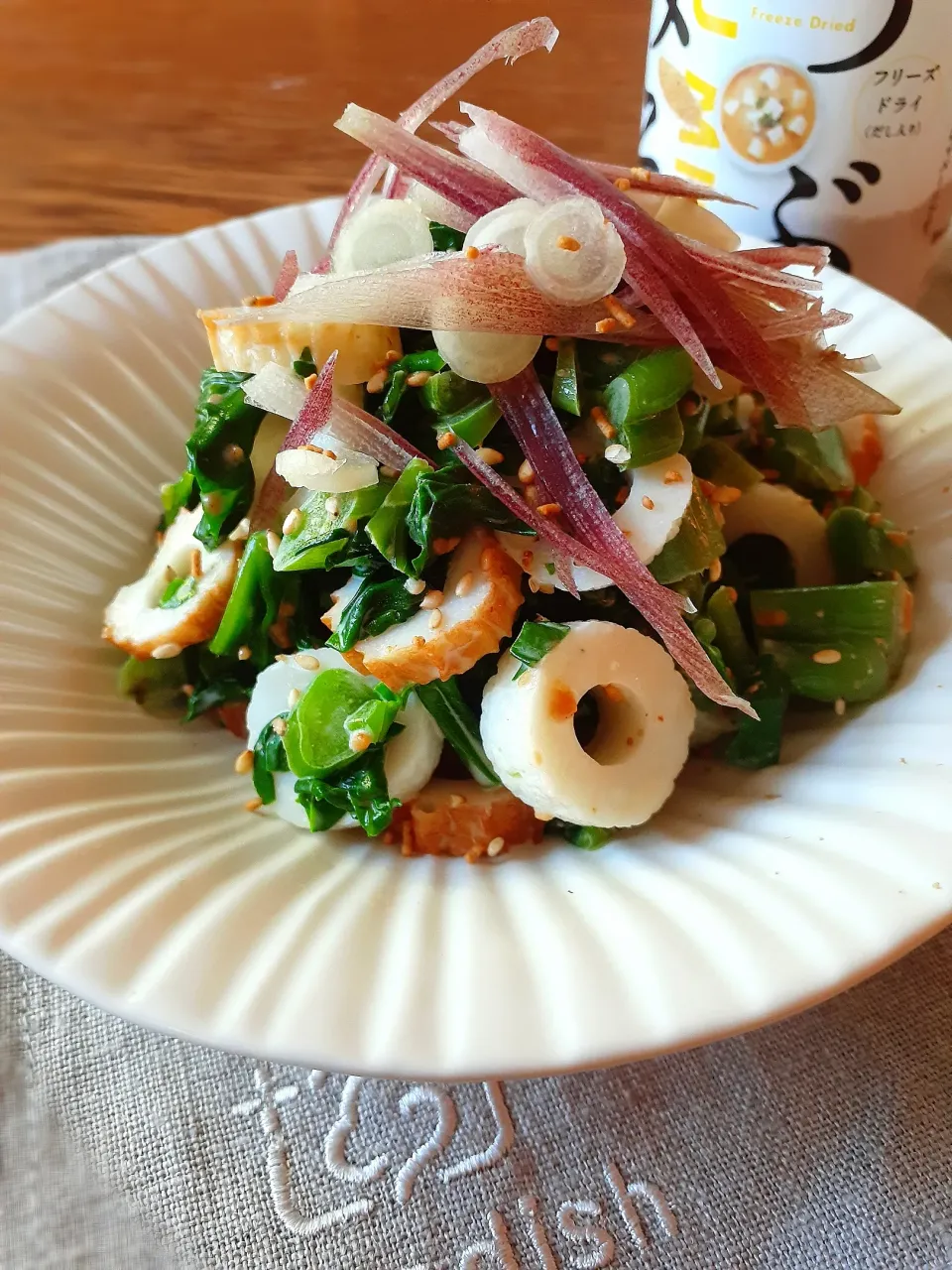 夏のつぶみそ料理🌻⑭
ツルムラサキと竹輪の酢味噌マヨ和え|fumfumさん