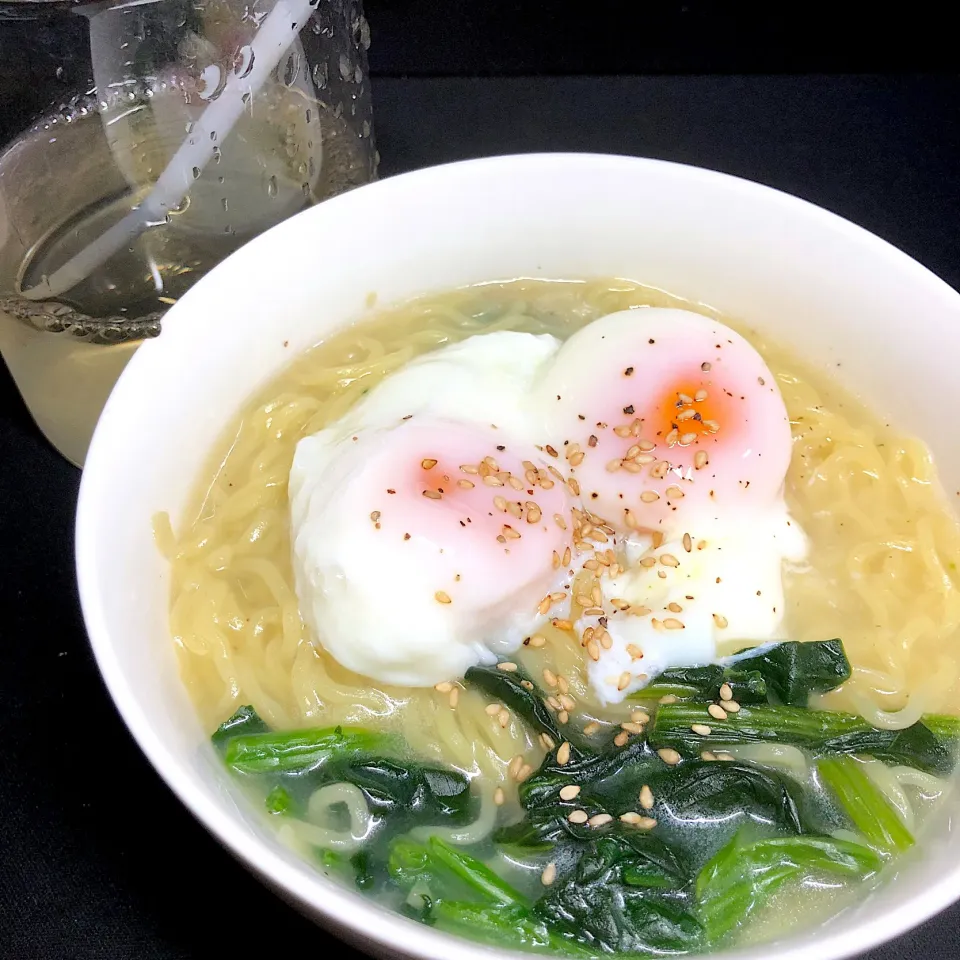 20:54 生姜たっぷりラーメン🍜|へれ子さん