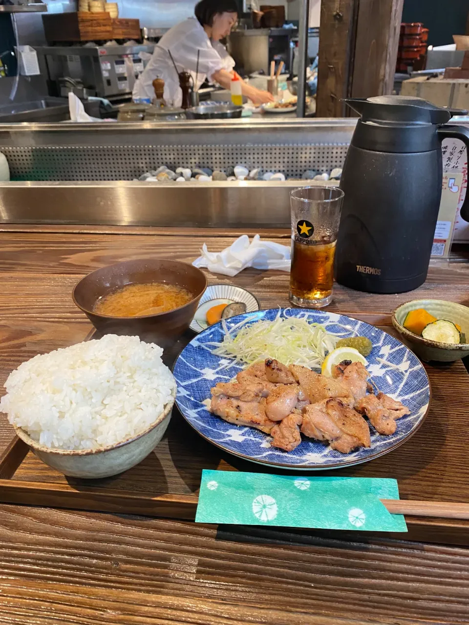 大阪市北区西天満　炉端　五百蔵の鶏もも炙り定食おひつごはん|タカちゃんさん