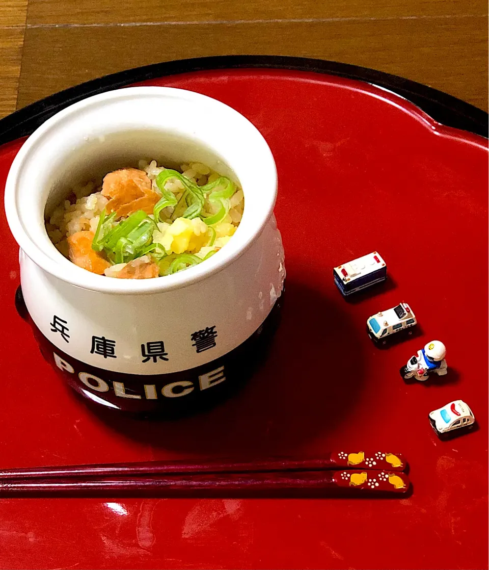 Snapdishの料理写真:味噌の炊き込みご飯（料亭の味　つぶみそ使用）|cerezoさん