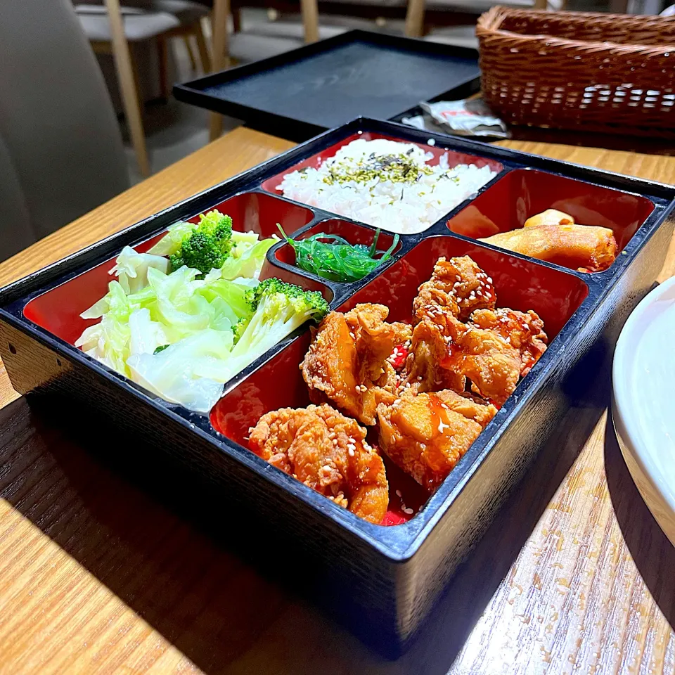 Japanese fried chicken bento box|skyblueさん