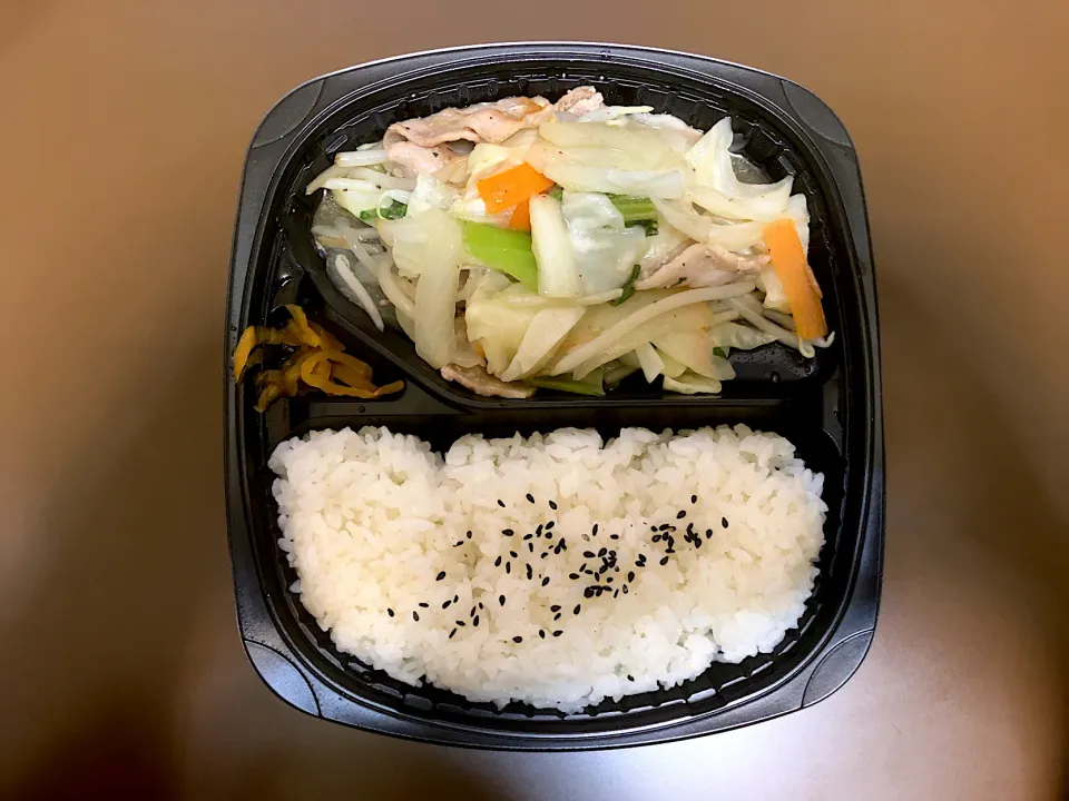 オリジン 野菜炒め弁当(塩)〜1日に必要な野菜の1/2使用～|ばーさんさん