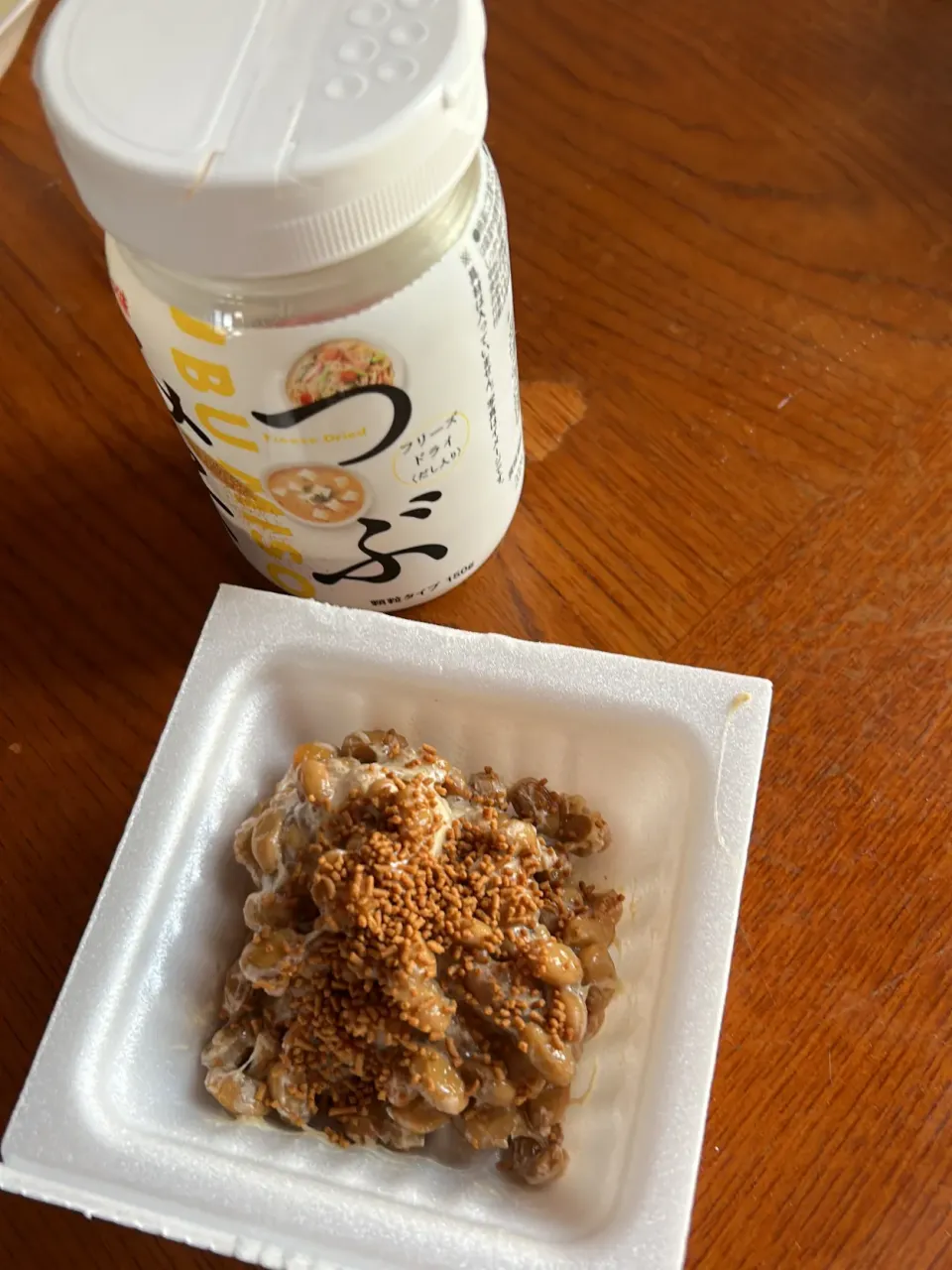 Snapdishの料理写真:納豆にふりかけました。|kiyomiさん