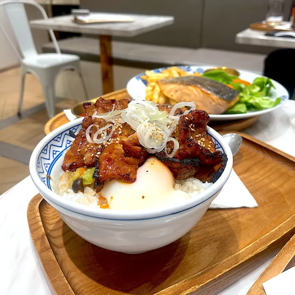 Aka miso ginger triple decker iberico pork belly rice set|skyblueさん