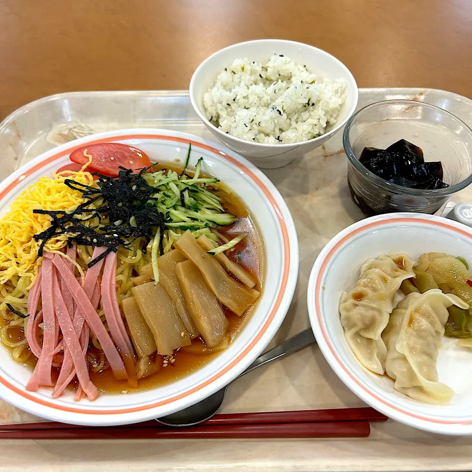 寮の冷やし中華😋|すかラインさん