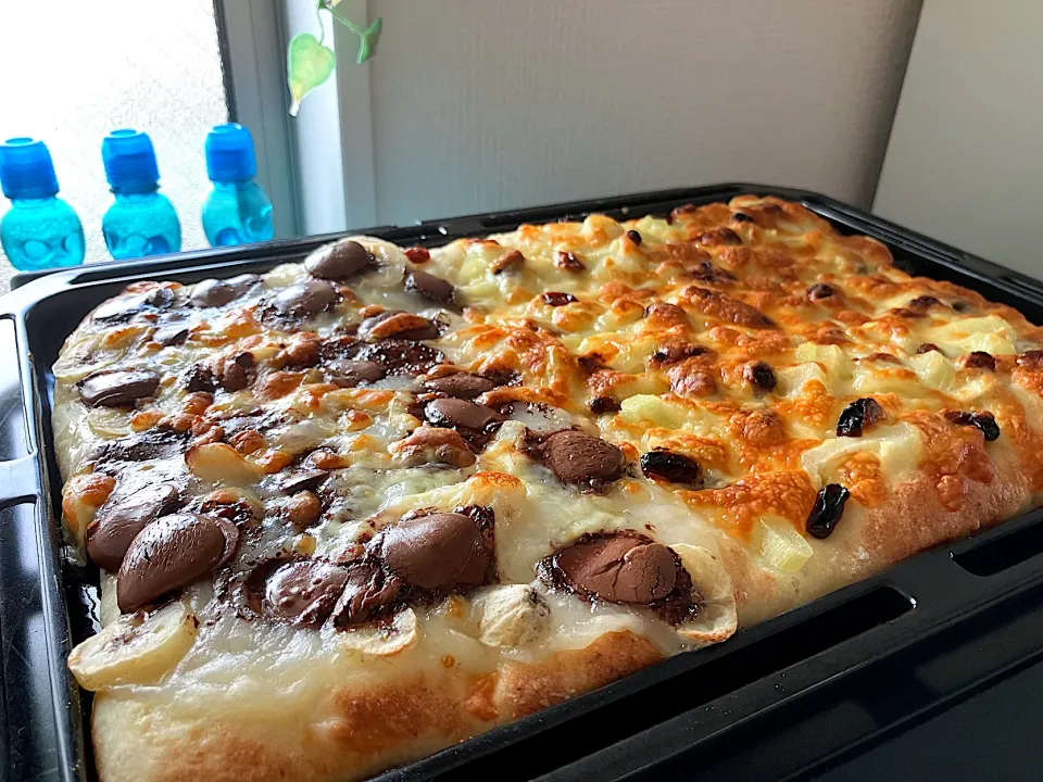 Snapdishの料理写真:＊こちらも余り物使い切りデザートピザ🍕＊|＊抹茶＊さん